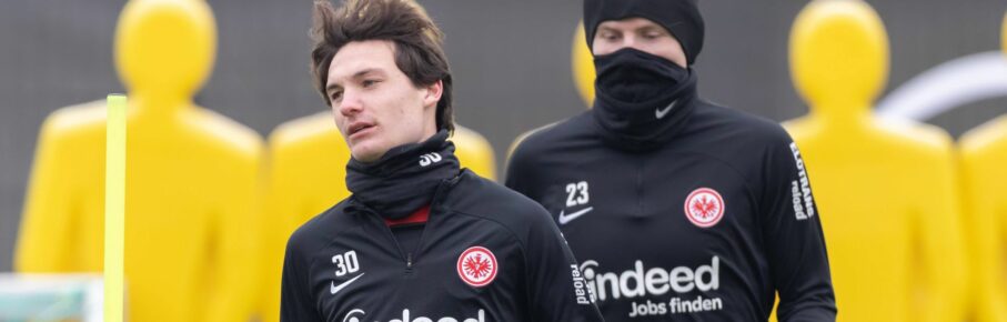 Paxten Aaronson von Eintracht Frankfurt