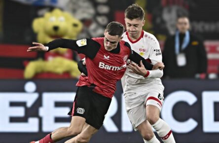 Im Fokus der Transfergerüchte: Florian Wirtz (Bayer 04 Leverkusen) und Angelo Stiller (VfB Stuttgart) im Duell