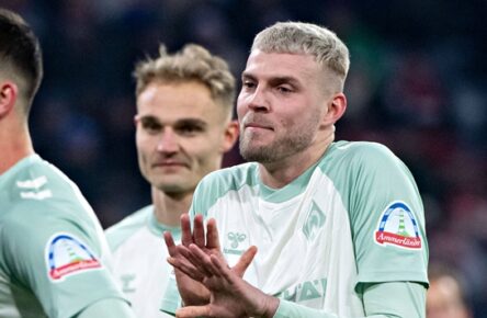 Die Stürmer Andre Silva (links) und Marvin Ducksch (rechts) sollen Werder Bremen im Sommer verlassen.