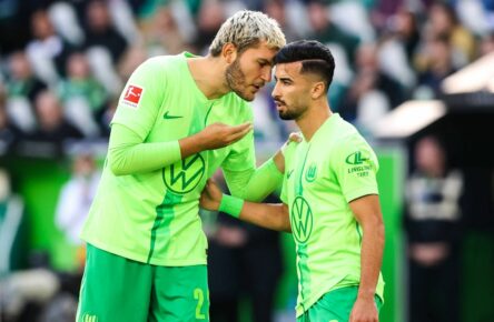 VfL Wolfsburg - Transfers: Gehen Jonas Wind und Mohamed Amoura?