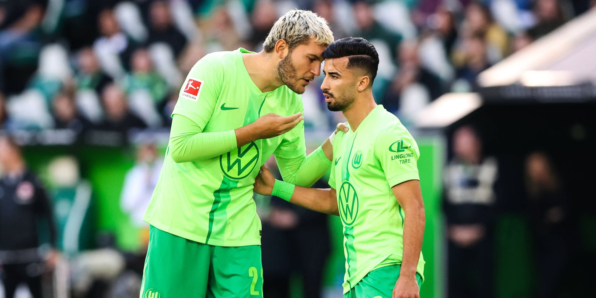 VfL Wolfsburg - Transfers: Gehen Jonas Wind und Mohamed Amoura?