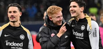 23.11.2024, xjhx, Fussball 1.Bundesliga, Eintracht Frankfurt - Werder Bremen emspor, v.l. Jubel, Freude über den Sieg bei der Eintracht Robin Koch Eintracht Frankfurt Hugo Larsson Eintracht Frankfurt Igor Matanovic Eintracht Frankfurt DFL/DFB REGULATIONS PROHIBIT ANY USE OF PHOTOGRAPHS as IMAGE SEQUENCES and/or QUASI-VIDEO Frankfurt am Main *** 23 11 2024, xjhx, Football 1 Bundesliga, Eintracht Frankfurt Werder Bremen emspor, v l jubilation, joy about the victory at Eintracht Robin Koch Eintracht Frankfurt Hugo Larsson Eintracht Frankfurt Igor Matanovic Eintracht Frankfurt DFL DFB REGULATIONS PROHIBIT ANY USE OF PHOTOGRAPHS as IMAGE SEQUENCES and or QUASI VIDEO Frankfurt am Main