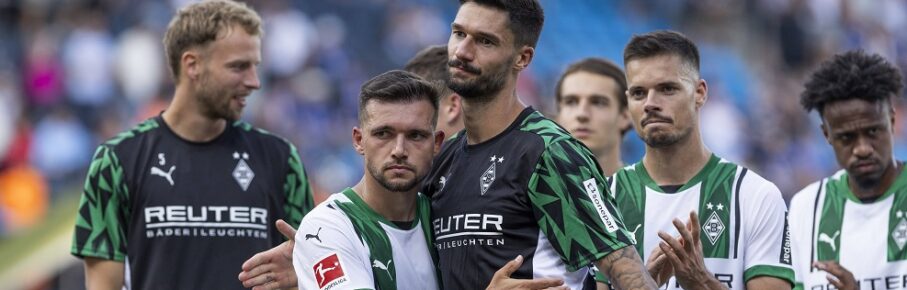 Kevin Stoeger Borussia Moenchengladbach, 7, Tim Kleindienst Borussia Moenchengladbach, 11. Bochum, Fussball 1.Bundesliga / 2. Spieltag, Spieltag 2, VfL Bochum - Borussia Moenchengladbach, 31.08.2024, Vonovia Ruhrstadion, Bochum. DFL regulations prohibit any use of photographs as image sequences and/or quasi-video Â *** Kevin Stoeger Borussia Moenchengladbach, 7 , Tim Kleindienst Borussia Moenchengladbach, 11 Bochum, Soccer 1 Bundesliga 2 Matchday, Matchday 2, VfL Bochum Borussia Moenchengladbach, 31 08 2024, Vonovia Ruhrstadion, Bochum DFL regulations prohibit any use of photographs as image sequences and or quasi video Â