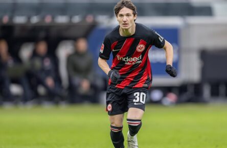 Möchte nach erfolgreicher Leihe bei Eintracht Frankfurt angreifen: Paxten Aaronson
