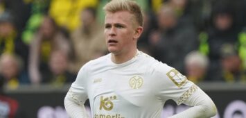 Fussball, 1.BL Saison 2024/2025 Borussia Dortmund vs 1. FSV Mainz 05, 30.03.2025, Signal Iduna Park Dortmund Jonathan Burkardt 1.FSV Mainz 05 , Aktion, Einzelbild *** Football, 1 BL Season 2024 2025 Borussia Dortmund vs 1 FSV Mainz 05, 30 03 2025, Signal Iduna Park Dortmund Jonathan Burkardt 1 FSV Mainz 05 , Action, Single Image