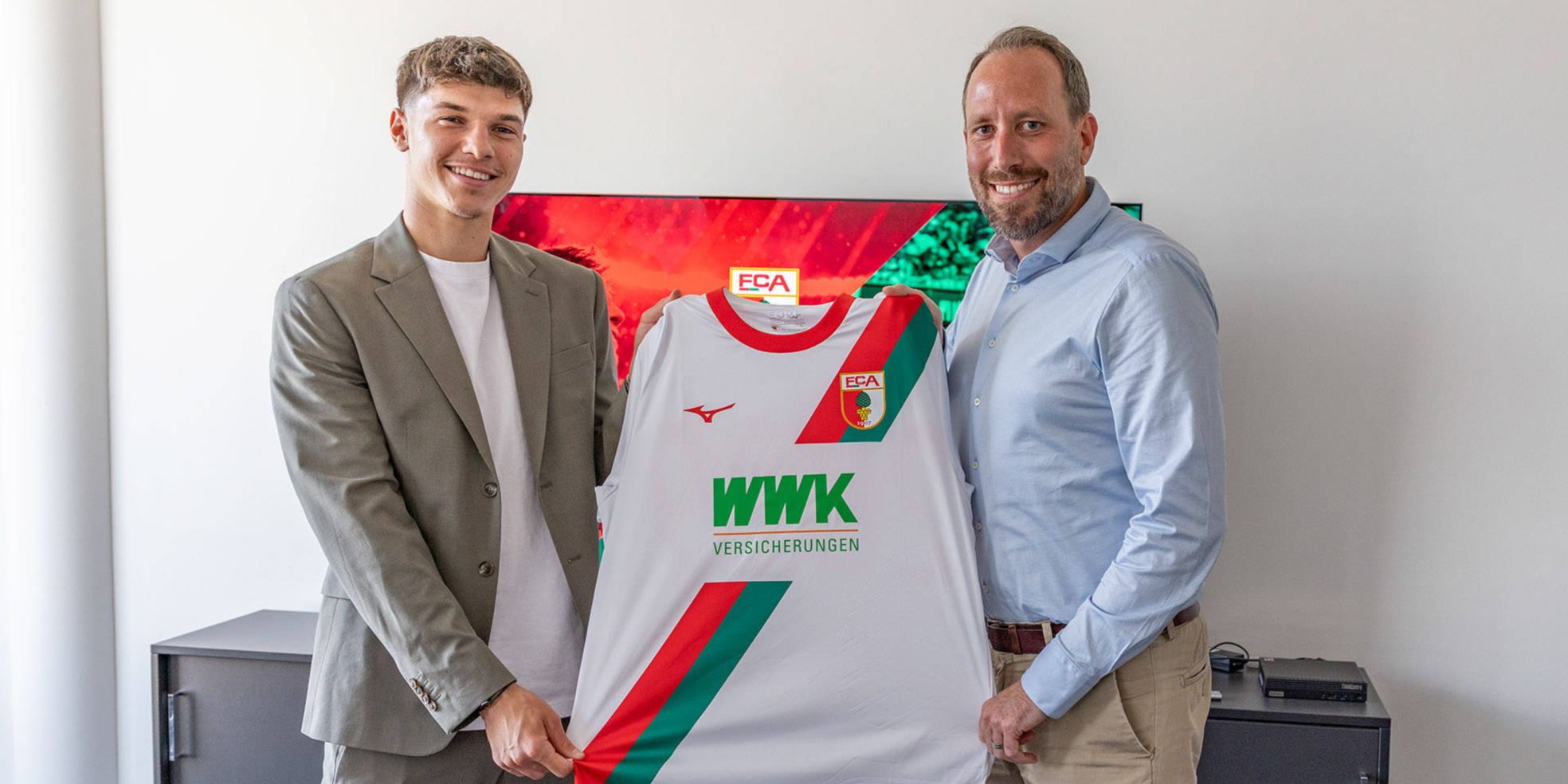 FC Augsburg: Mert Kömür verlängert
