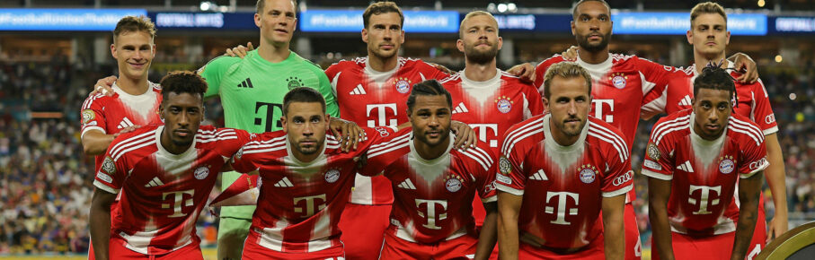 20th June 2025 Hard Rock Stadium, Miami, USA L-R Bayern Munich squad poses for team photo with Joshua Kimmich, goalkeeper Manuel Neuer, Leon Goretzka, Konrad Laimer, Jonathan Tah, Josip Stanisic, Kingsley Coman, Raphael Guerreiro, Serge Gnabry, Harry Kane and Michael Olise the match between FC Bayern Munich and CA Boca Juniors, in the 2nd round of group C in the FIFA Club World Cup 2025, at Hard Rock Stadium in Miami PUBLICATIONxNOTxINxUK ActionPlus12803501 HeulerxAndrey