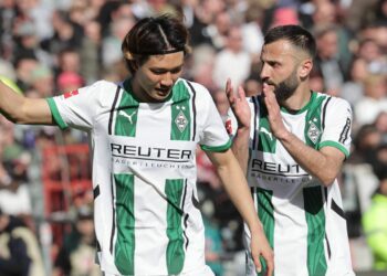 Gladbach: Ko Itakura und Franck Honorat