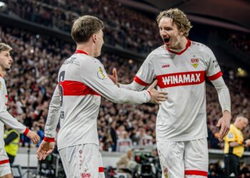 Angelo Stiller und Nick Woltemade vom VfB Stuttgart