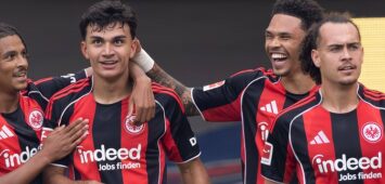 Eintracht Frankfurt - SV Werder Bremen, 1. FBL Jubel nach dem Tor zum 1:0. Von links Jean-Matteo Bahoya Eintracht Frankfurt, 19, Can Uzun Eintracht Frankfurt, 42, Nnamdi Collins Eintracht Frankfurt, 34 und ganz rechts im Vordergrund Arthur Theate Eintracht Frankfurt, 3. Bundesligaspiel zwischen Eintracht Frankfurt und dem SV Werder Bremen am 23. August 2025 im Deutsche Bank Park in Frankfurt am Main., Frankfurt am Main Hessen Deutschland Deutsche Bank Park *** Eintracht Frankfurt SV Werder Bremen, 1 FBL Cheering after the goal for 1 0 From left Jean Matteo Bahoya Eintracht Frankfurt, 19 , Can Uzun Eintracht Frankfurt, 42 , Nnamdi Collins Eintracht Frankfurt, 34 and far right in the foreground Arthur Theate Eintracht Frankfurt, 3 Bundesliga match between Eintracht Frankfurt and SV Werder Bremen on August 23, 2025 at Deutsche Bank Park in Frankfurt am Main , Frankfurt am Main Hessen Germany Deutsche Bank Park