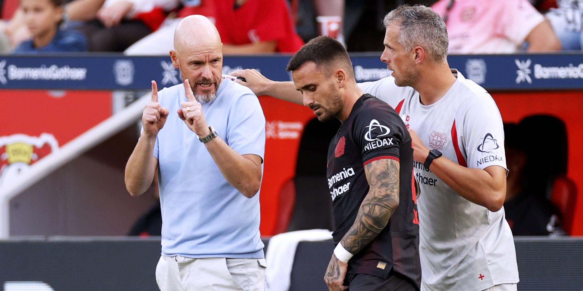 Bayer Leverkusen: Aleix Garcia und Erik ten Hag