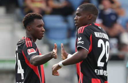 Eintracht Frankfurt: Aurelio Buta und Niels Nkounkou