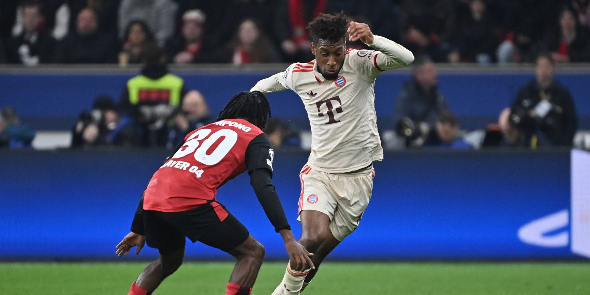 Kingsley Coman vom FC Bayern im Spiel gegen Bayer Leverkusen
