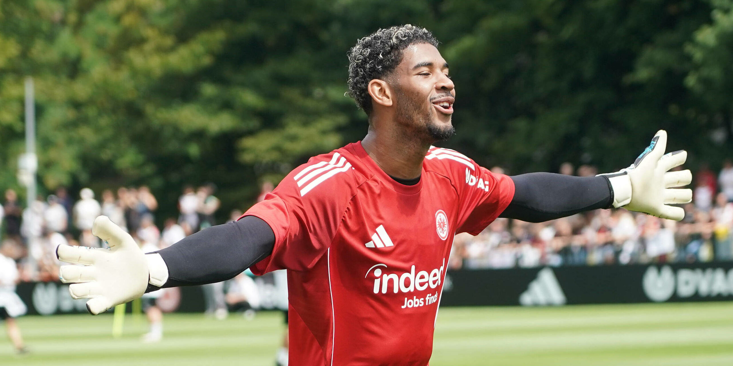 Kaua Santos könnte bei Eintracht Frankfurt schnell ins Tor zurückkehren.