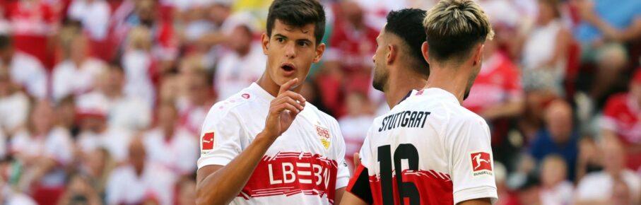 Chema Andres und Atakan Karazor vom VfB Stuttgart