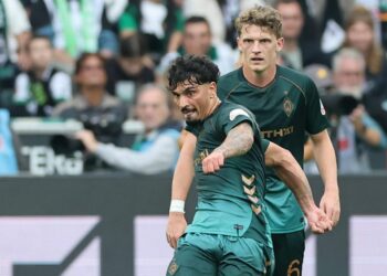 SV Werder Bremen: Cameron Puertas und Jens Stage