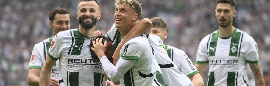 Jubel MG um Fabio CHIARODIA MG nach seinem Tor zum 1:0, v.l. Franck HONORAT MG, Fabio CHIARODIA MG, Robin HACK MG, Tim KLEINDIENST MG Fussball 1. Bundesliga, 32. Spieltag, Borussia Moenchengladbach MG - TSG 1899 Hoffenheim 1899 am 03.05.2025 in Moenchengladbach/ Deutschland. DFL regulations prohibit any use of photographs as image sequences and/or quasi-video Â *** Cheering MG around Fabio CHIARODIA MG after his goal to 1 0, f l Franck HONORAT MG , Fabio CHIARODIA MG , Robin HACK MG , Tim KLEINDIENST MG Football 1 Bundesliga, 32 Matchday, Borussia Moenchengladbach MG TSG 1899 Hoffenheim 1899 on 03 05 2025 in Moenchengladbach Germany DFL regulations prohibit any use of photographs as image sequences and or quasi video Â