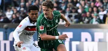 GER, 1. FBL, SV Werder Bremen vs FC St. Pauli / 04.10.2025, Weserstadion, Bremen, GER, 1. FBL, SV Werder Bremen vs FC St. Pauli im Bild Jens Stage Werder Bremen 06 im Zweikampf gegen Martijn Kaars Pauli 19 *** GER, 1 FBL, SV Werder Bremen vs FC St Pauli 04 10 2025, Weserstadion, Bremen, GER, 1 FBL, SV Werder Bremen vs FC St Pauli in picture Jens Stage Werder Bremen 06 in duel against Martijn Kaars Pauli 19 nordphotoxGmbHxx/xKokenge nph00001