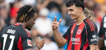 Elye Wahi und Can Uzun von Eintracht Frankfurt