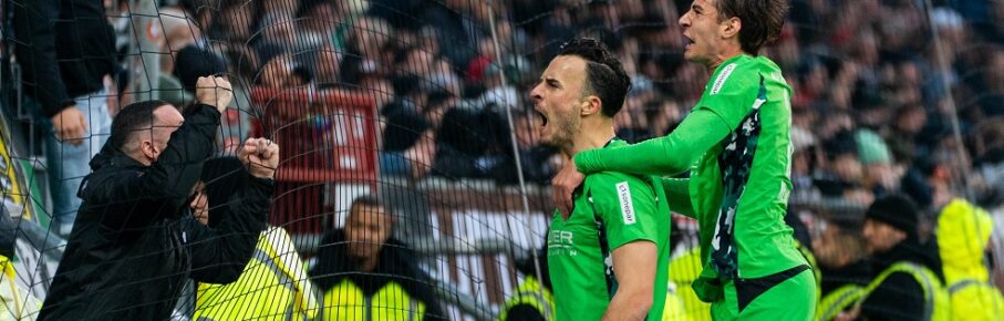 Tor zum 0:1 Haris Tabakovic Borussia Moenchengladbach, 15, jubelt/Jubel mit Florian Neuhaus Borussia Moenchengladbach, 10, GER, FC St. Pauli vs. Borussia Moenchengladbach, Fussball, Bundesliga, Spieltag 9, Saison 2025/2026, 01.11.2025 DFL REGULATIONS PROHIBIT ANY USE OF PHOTOGRAPHS AS IMAGE SEQUENCES AND/OR QUASI-VIDEO GER, FC St. Pauli vs. Borussia Moenchengladbach, Fussball, Bundesliga, Spieltag 9, Saison 2025/2026, 01.11.2025 Hamburg *** Goal for 0 1 Haris Tabakovic Borussia Moenchengladbach, 15 , cheers with Florian Neuhaus Borussia Moenchengladbach, 10 , GER, FC St Pauli vs Borussia Moenchengladbach, Football, Bundesliga, Matchday 9, Season 2025 2026, 01 11 2025 DFL REGULATES PROHIBIT ANY USE OF PHOTOGRAPHS AS IMAGE SEQUENCES AND OR QUASI VIDEO GER, FC St Pauli vs Borussia Moenchengladbach, Football, Bundesliga, Matchday 9, Season 2025 2026, 01 11 2025 Hamburg Copyright: xEibner-Pressefoto/MaxxVincenx EP_MVN