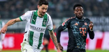 Alphonso Davies Bayern München / Muenchen, 19 im Zweikampf gegen Tim Kleindienst Borussia Mönchengladbach / Moenchengladbach, 11, GER, Borussia Mönchengladbach / Moenchengladbach vs. Bayern München / Muenchen, Fussball, 1. Bundesliga, 16. Spieltag, Spielzeit 2024/2025, 11.01.2025, DFB/DFL regulations prohibit any use of photographs as image sequences and/or quasi-video., GER, Borussia Mönchengladbach / Moenchengladbach vs. Bayern München / Muenchen, Fussball, 1. Bundesliga, 16. Spieltag, Spielzeit 2024/2025, 11.01.2025, DFB/DFL regulations prohibit any use of photographs as image sequences and/or quasi-video., Foto: EIBNER/Gabriel Boia Mönchengladbach / Moenchengladbach *** Alphonso Davies Bayern München Muenchen, 19 in duel against Tim Kleindienst Borussia Mönchengladbach Moenchengladbach, 11 , GER, Borussia Mönchengladbach Moenchengladbach vs Bayern München Muenchen, Fußball, 1 Bundesliga, 16 Spieltag, Spielzeit 2024 2025, 11 01 2025, DFB DFL regulations prohibit any use of photographs as image sequences and or quasi video , GER, Borussia Mönchengladbach Moenchengladbach vs Bayern München Muenchen, Fußball, 1 Bundesliga, 16 Spieltag, Spielzeit 2024 2025, 11 01 2025, DFB DFL regulations prohibit any use of photographs as image sequences and or quasi video , Foto EIBNER Gabriel Boia Mönchengladbach Moenchengladbach Copyright: xGabrielxBoiax EP_EER