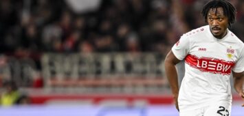 Dan-Axel Zagadou VfB Stuttgart in Aktion, am Ball, Einzelaktion waehrend des spiels der Bundesliga zwischen VfB Stuttgart und 1. FSV Mainz 05, MHPArena Stuttgart am 26. October 2025 in Stuttgart, Deutschland. Foto von Harry Langer/DeFodi Images  Dan-Axel Zagadou VfB Stuttgart controls the Ball during the Bundesliga match between VfB Stuttgart and 1. FSV Mainz 05 at MHPArena Stuttgart on October 26, 2025 in Stuttgart, Germany. Photo by Harry Langer/DeFodi Images DFL regulations prohibit any use of photographs as image sequences and/or quasi-video. Photo by Harry Langer/DeFodi Images DFL regulations prohibit any use of photographs as image sequences and/or quasi-video. *** not used for Axel Springer / ZDF *** Dan Axel Zagadou VfB Stuttgart in action, am Ball, Einzelaktion waehrend des spiels der Bundesliga zwischen VfB Stuttgart und 1 FSV Mainz 05, MHPArena Stuttgart am 26 October 2025 in Stuttgart, Germany Photo by Harry Langer DeFodi Images Dan Axel Zagadou VfB Stuttgart controls the Ball during the Bundesliga match between VfB Stuttgart and 1 FSV Mainz 05 at MHPArena Stuttgart on October 26, 2025 in Stuttgart, Germany Photo by Harry Langer DeFodi Images DFL regulations prohibit any use of photographs as image sequences and or quasi video Photo by Harry Langer DeFodi Images DFL regulations prohibit any use of photographs as image sequences and or quasi video not used for Axel Springer ZDF