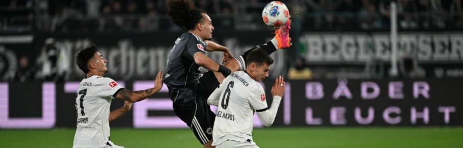 Eintracht Frankfurt gegen Gladbach: Arthur Theate im Duell mit Yannik Engelhardt