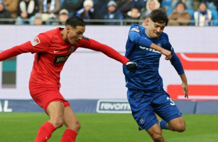 Transfergerüchte: Younes Ebnoutalib zu Eintracht Frankfurt?