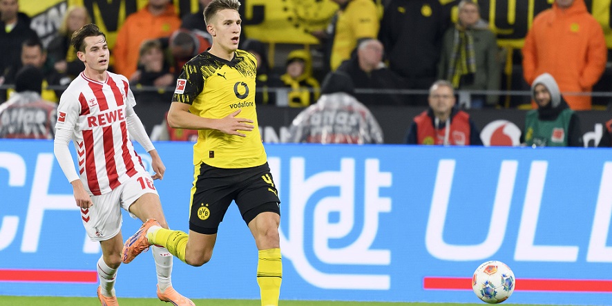 Jakub Kaminski vom (1. FC Köln) und Nico Schlotterbeck (BVB) sind bei Comunio wieder günstiger zu haben