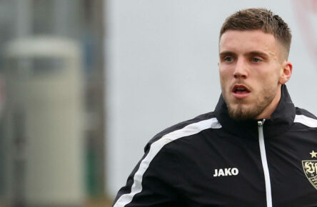 BAU// 10.12..2025 Stuttgart Fußball VfB Stuttgart Training, Ermedin Demirovic VfB *** BAU 10 12 2025 Stuttgart Football VfB Stuttgart Training, Ermedin Demirovic VfB