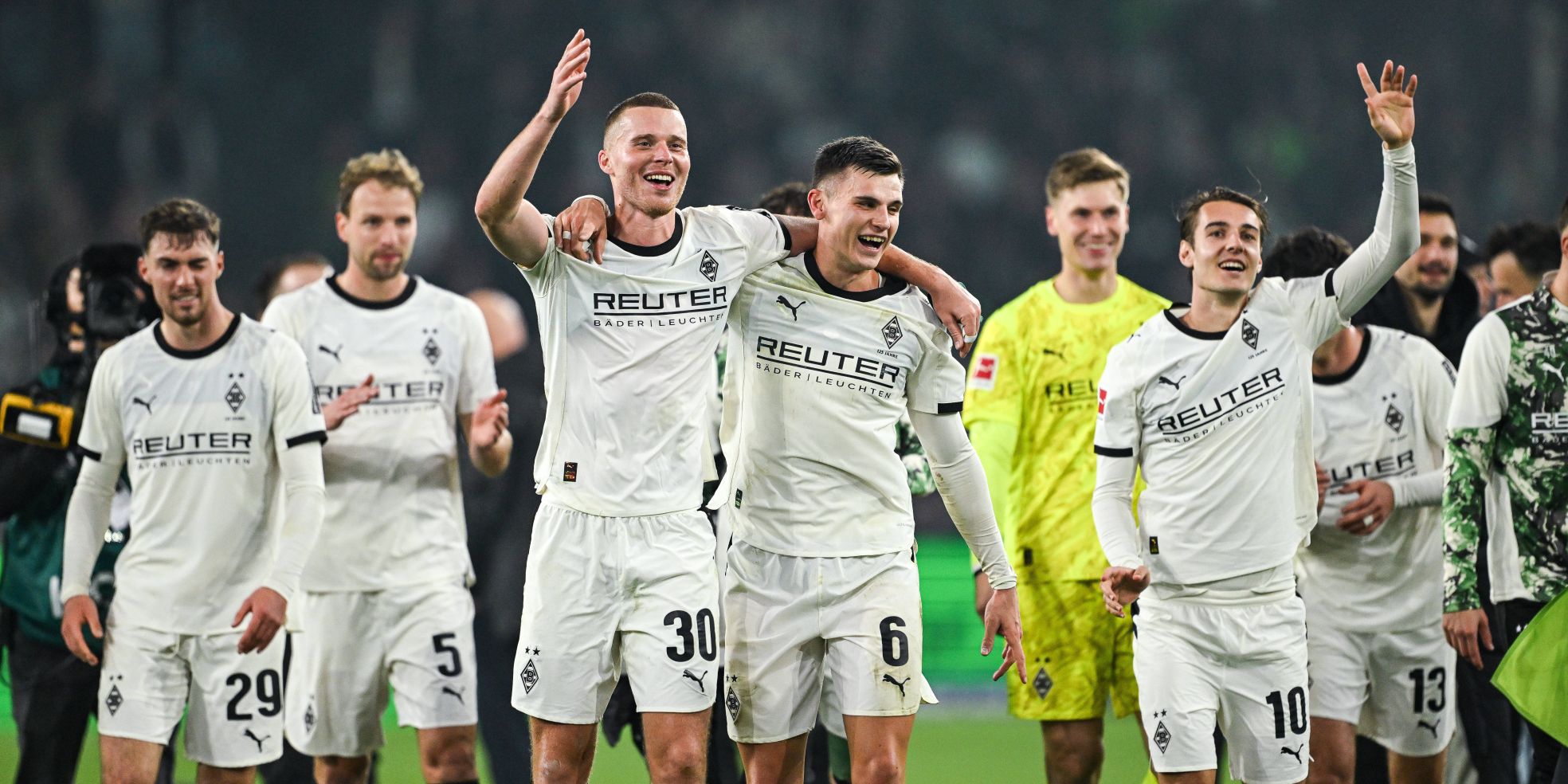 Borussia Mönchengladbach: Elvedi, Neuhuas & Co. feiern