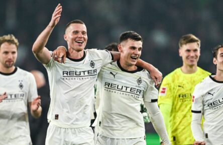 Borussia Mönchengladbach: Elvedi, Neuhuas & Co. feiern