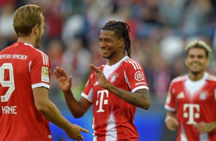 Harry Kane und Michael Olise vom FC Bayern