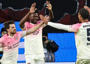 Bayer Leverkusen: Jonas Hofmann, Edmond Tapsoba, Loic Bade