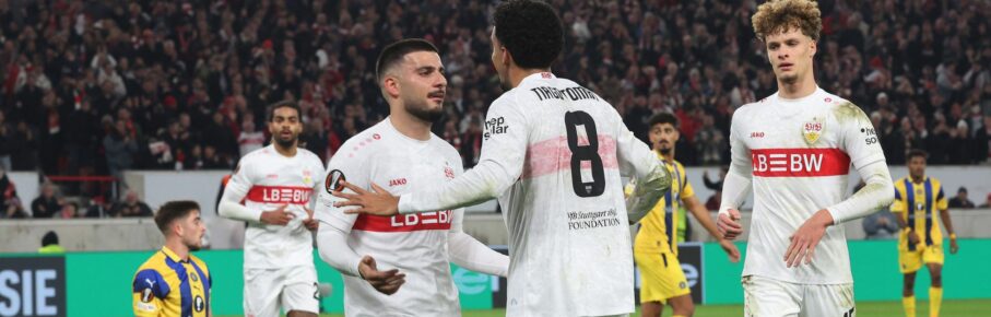 Lazar Jovanovic (r.) könnte den VfB Stuttgart verlassen