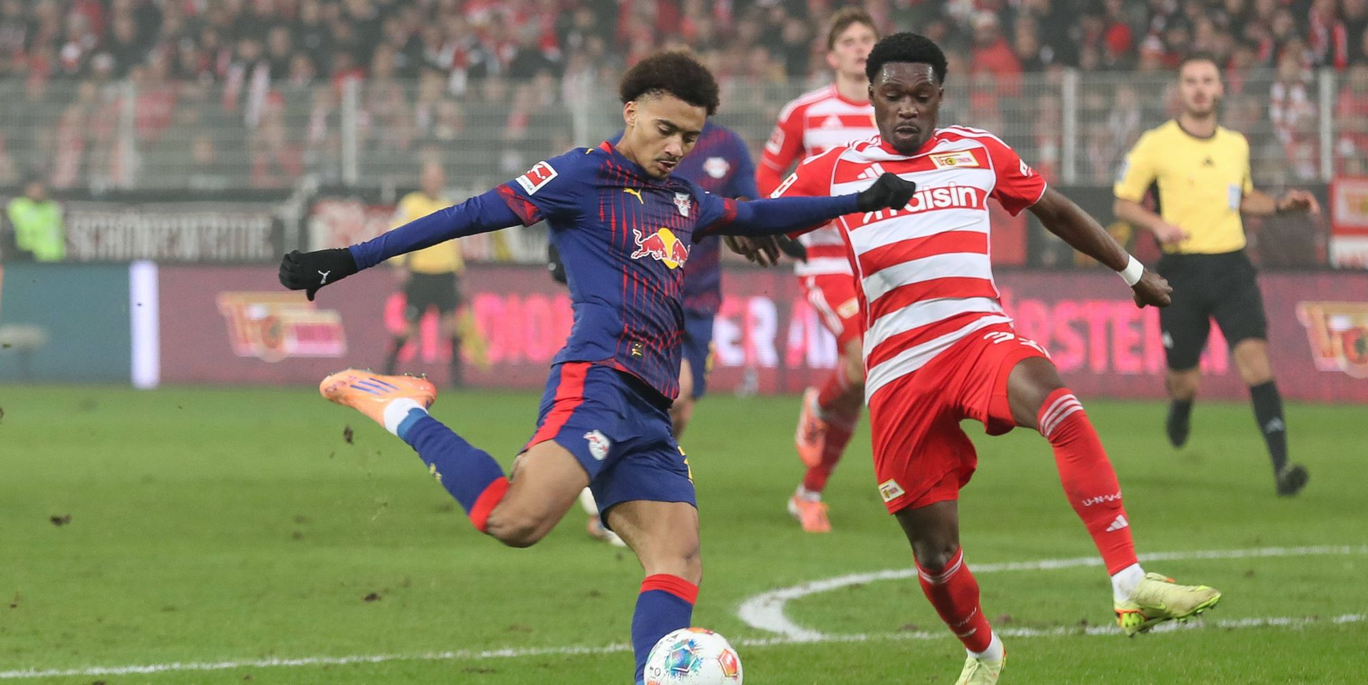 Tidiam Gomis trifft für RB Leipzig