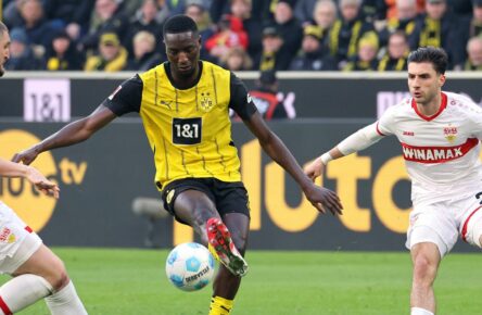 VfB Stuttgart: Leonidas Stergiou (r.) vor Abgang?