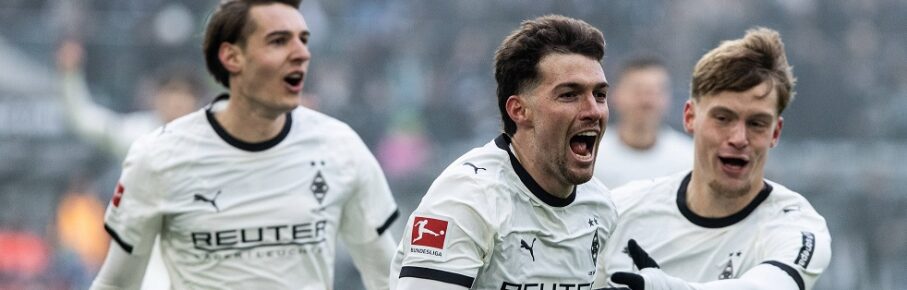 1. Fußball Bundesliga: Borussia Mönchengladbach - FC Augsburg 11.01.2026 Borussia Mönchengladbach bejubelt das Tor, 1:0 durch Joe Scally Borussia Mönchengladbach, 29 1. Fußball Bundesliga: Borussia Mönchengladbach - FC Augsburg Borussia Park, Mönchengladbach 11.01.2026 DFL regulations prohibit any use of photographs as image sequences and/or quasi video. *** 1 Bundesliga Borussia Mönchengladbach FC Augsburg 11 01 2026 Borussia Mönchengladbach celebrates the goal, 1 0 by Joe Scally Borussia Mönchengladbach, 29 1 Bundesliga Borussia Mönchengladbach FC Augsburg Borussia Park, Mönchengladbach 11 01 2026 DFL regulations prohibit any use of photographs as image sequences and or quasi video Copyright: xBEAUTIFULxSPORTS/Buriakovx