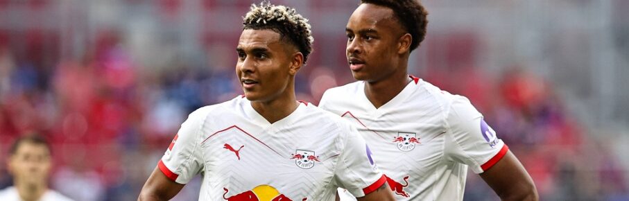 Antonio Nusa l.,RB Leipzig,7 und Assan Quedraogo RB Leipzig,20 - 1. Fussball Bundesliga Saison 2025-2026 Punktspiel RB Leipzig vs. 1. FC Heidenheim in der Red Bull Arena in Leipzig - Aktion,Fussball,Deutschland,Mann,Männer,30.08.2025 *** Antonio Nusa l ,RB Leipzig,7 and Assan Quedraogo RB Leipzig,20 1 Soccer Bundesliga Season 2025 2026 Point Match RB Leipzig vs 1 FC Heidenheim at the Red Bull Arena in Leipzig Action,Soccer,Germany,Man,Men,30 08 2025