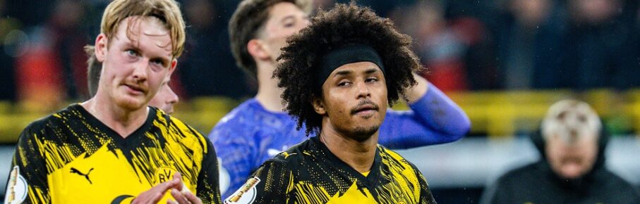 02.12.2025, Borussia Dortmund vs. Bayern 04 Leverkusen, DFB Pokal, Achtelfinale Julian Brandt Borussia Dortmund, 10 Karim Adeyemi Borussia Dortmund, 27 enttäuscht unzufrieden unglücklich Wichtiger Hinweis: Gemaess den Vorgaben der DFL Deutsche Fussball Liga bzw. des DFB Deutscher Fussball-Bund ist es untersagt, in dem Stadion und/oder vom Spiel angefertigte Fotoaufnahmen in Form von Sequenzbildern und/oder videoaehnlichen Fotostrecken zu verwerten *** 02 12 2025, Borussia Dortmund vs Bayern 04 Leverkusen, DFB Pokal, Round of 16 Julian Brandt Borussia Dortmund, 10 Karim Adeyemi Borussia Dortmund, 27 disappointed dissatisfied unhappy Important note According to the regulations of the DFL German Football League and the DFB German Football Association, it is prohibited to use photographs taken in the stadium and / or of the match in the form of sequential images and / or video-like photo series Copyright: xBahhoxKarax