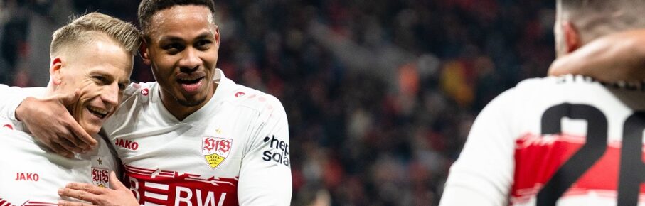 Deutschland: Bundesliga 2025/26, 16. Spieltag - Bayer 04 Leverkusen vs. VfB Stuttgart - 10.01.2026 - BayArena Leverkusen, Nord-Rhein-Westfalen Nikolas Nartey VfB Stuttgart 28 Chris Führich VfB Stuttgart 10 Jubel/Freude/Emotionen *** Germany Bundesliga 2025 26, 16 Matchday Bayer 04 Leverkusen vs VfB Stuttgart 10 01 2026 BayArena Leverkusen, North Rhine-Westphalia Nikolas Nartey VfB Stuttgart 28 Chris Führich VfB Stuttgart 10 Cheers Joy Emotions Copyright: xCelinaxLeiersx