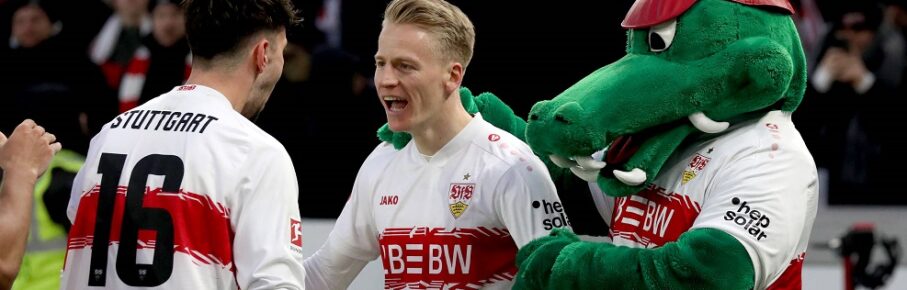 18.01.26 VfB Stuttgart - 1. FC Union Berlin Deutschland, Stuttgart, 18.01.2026, Fussball, Bundesliga, Saison 2025/2026, VfB Stuttgart - 1. FC Union Berlin: Jubel VfB: Chris Führich, Mitte, links Atakan Karazor, rechts VfB Maskottchen Fritzle. *** 18 01 26 VfB Stuttgart 1 FC Union Berlin Germany, Stuttgart, 18 01 2026, Football, Bundesliga, Season 2025 2026, VfB Stuttgart 1 FC Union Berlin Cheering VfB Chris Führich, center, left Atakan Karazor, right VfB mascot Fritzle