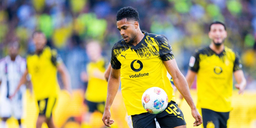 BVB-Linksverteidiger Almugera Kabar soll im Fokus des HSV stehen.