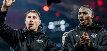 Leipzigs Willi Orban und Ezechiel Banzuzi - Schlussjubel. Fussball 1. Bundesliga, 13. Spieltag: RB Leipzig - Eintracht Frankfurt 6:0. 6. Dezember 2025: Leipzig, Red Bull Arena. RB Leipzig - Eintracht Frankfurt 6:0 *** Leipzigs Willi Orban and Ezechiel Banzuzi final cheer Football 1 Bundesliga, Matchday 13 RB Leipzig Eintracht Frankfurt 6 0 6 December 2025 Leipzig, Red Bull Arena RB Leipzig Eintracht Frankfurt 6 0