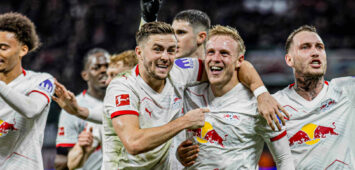 Leipzigs Xaver Schlager - Torjubel mit Christoph Baumgartner und David Raum. Fussball 1. Bundesliga, 15. Spieltag: RB Leipzig - Bayer 04 Leverkusen 1:3. 20. Dezember 2025: Leipzig, Red Bull Arena. RB Leipzig - Bayer 04 Leverkusen 1:3 *** Leipzigs Xaver Schlager celebrating a goal with Christoph Baumgartner and David Raum Football 1 Bundesliga, Matchday 15 RB Leipzig Bayer 04 Leverkusen 1 3 20 December 2025 Leipzig, Red Bull Arena RB Leipzig Bayer 04 Leverkusen 1 3