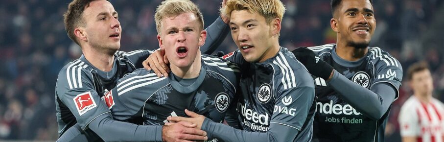 1. Bundesliga - 25/26 - 1. FC Köln - Eintracht Frankfurt am 22.11.2025 im RheinEnergieSTADION in Köln Jubel, Torjubel, Torschuetze, Torschütze Jonathan / Jonny Burkardt Frankfurt 9 jubelt nach seinem Tor zum 1 zu 3 mit der Mannschaft , hier mit Mario Götze / Goetze / Gotze Frankfurt 27 , Ansgar Knauff Frankfurt 7 und Ritsu Doan Frankfurt 20 *** 1 Bundesliga 25 26 1 FC Köln Eintracht Frankfurt on 22 11 2025 at RheinEnergieSTADION in Cologne Cheering, goal celebration, goal scorer, goal scorer Jonathan Jonny Burkardt Frankfurt 9 celebrates with the team after his goal for 1 to 3 , here with Mario Götze Goetze Gotze Frankfurt 27 , Ansgar Knauff Frankfurt 7 and Ritsu Doan Frankfurt 20 MH