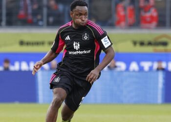 Wintertransfer Philip Otele startet beim HSV sofort durch