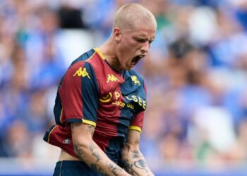 Albert Grönbaek verstärkt das offensive Mittelfeld des Hamburger SV.