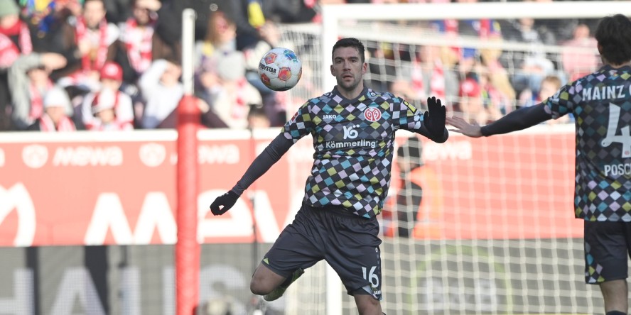 Stefan Bell beim Heimspiel des 1. FSV Mainz 05 gegen den FC Augsburg.