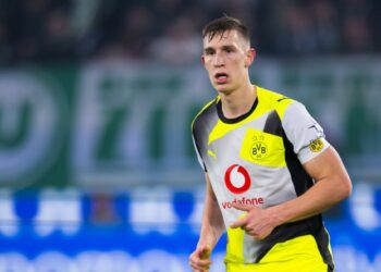 Nico Schlotterbeck beim Auswärtsspiel in Wolfsburg.